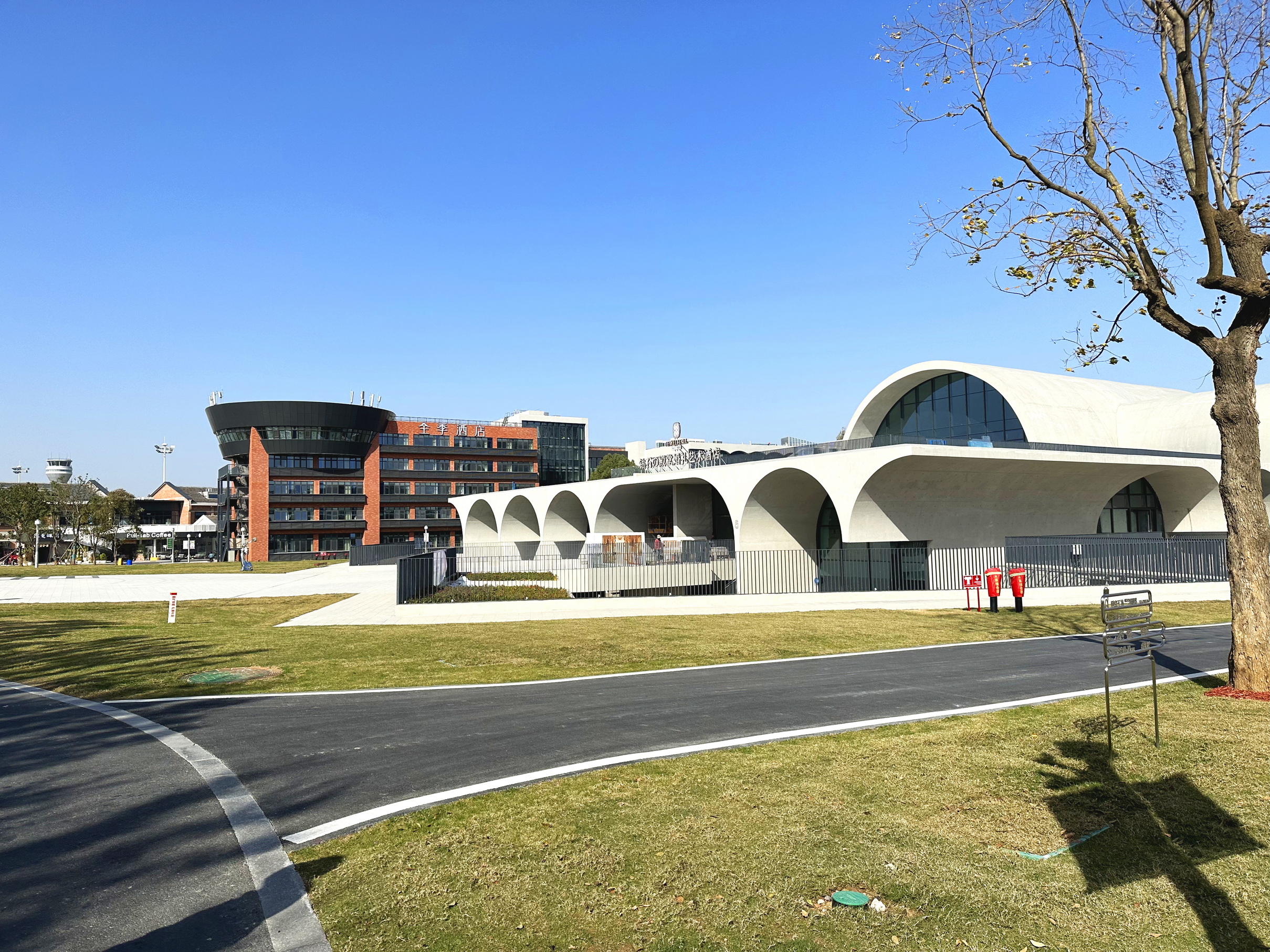 1701413190619178.jpg c1ea25cb5a51b6e6e5cd1a3f0e74c9b_調整大小.jpg