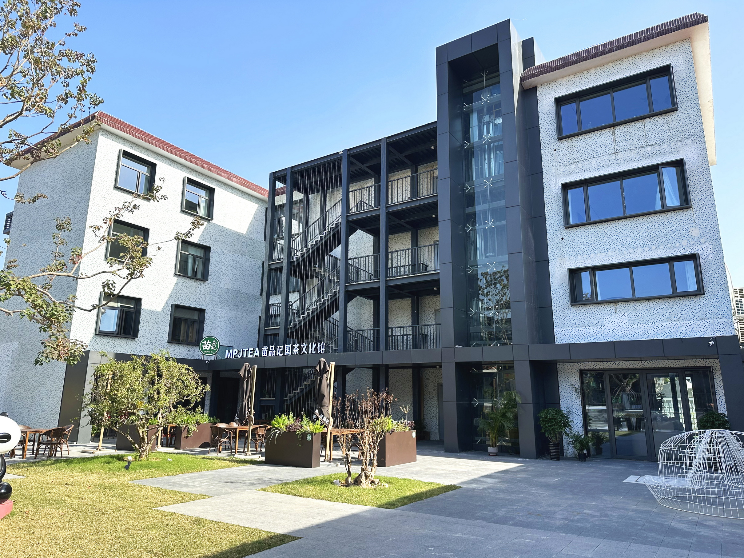 1701413306964772.jpg ed68d5c93c73136dc772ddbe963fe7c_調整大小.jpg